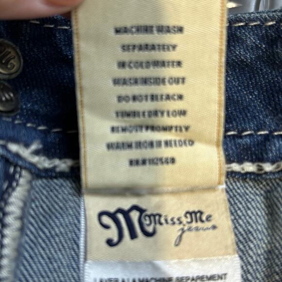 Miss Me Mid Rise Distressed Boot Cut Jeans Flap Back Pockets JP50015K-4 Women 31 - Picture 8 of 9